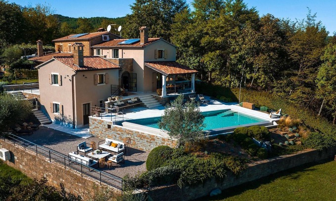 Gracisce Casa | Preciosa casa en Gracisce