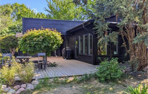 Sissehall Casa | Gorgeous Home In Hasslö With Kitchen