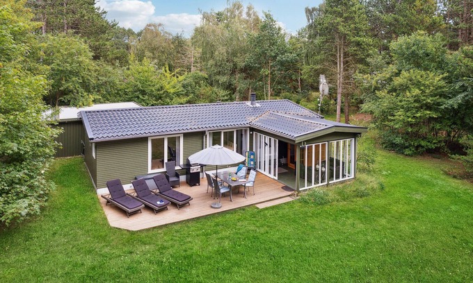 Hojby Casa | Preciosa casa en Højby con cocina