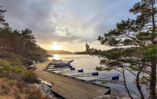 Strand Municipality Casa | Gorgeous Home In Jørpeland With Kitchen