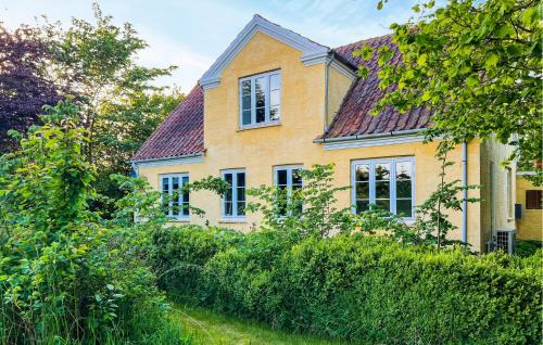 Østermarie Casa | Gorgeous Home In Østermarie With Wifi