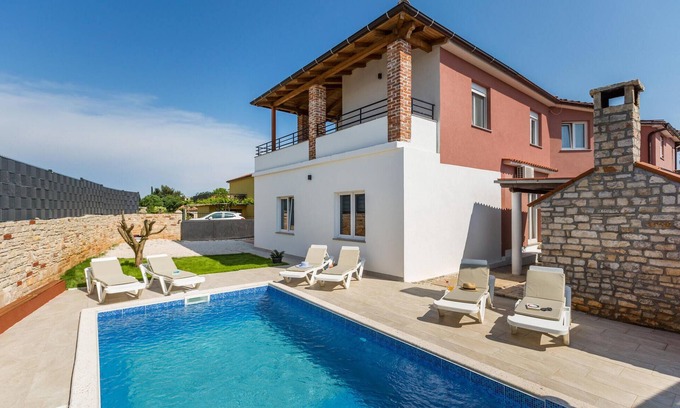 Sikici Casa | Bonita casa en Pula con WiFi