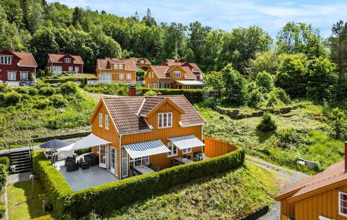 Songe Casa | Gorgeous Home In Risør With Wifi