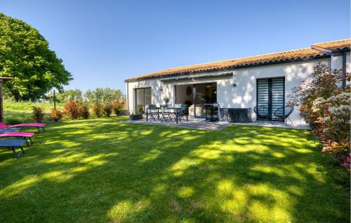 Semussac Casa | Gorgeous Home In Semussac With Wifi