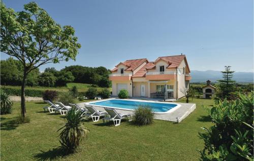 Sinj Casa | Gorgeous Home In Sinj