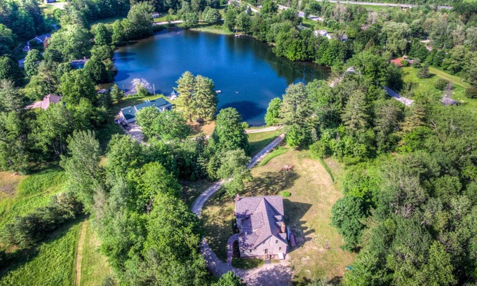 East Dorset Casa | Gorgeous- on acreage- en Dorset / Manchester- cerca de esquí, tiendas, restaurantes