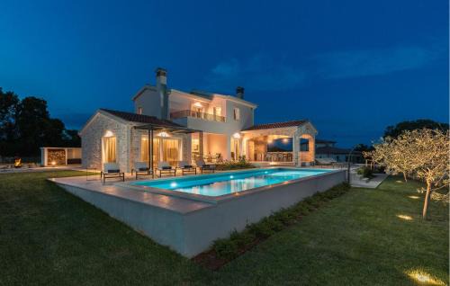 Sveti Lovrec Casa | Gorgeous Home In Sveti Lovrec With Wifi