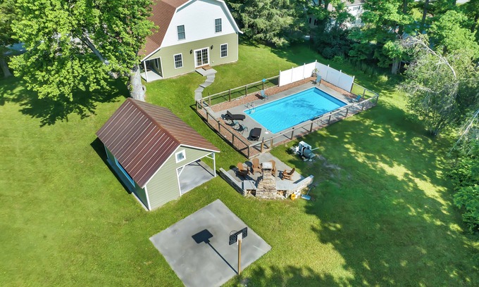 Fly Creek Casa | Casa privada 6BR / 4. 5 BA