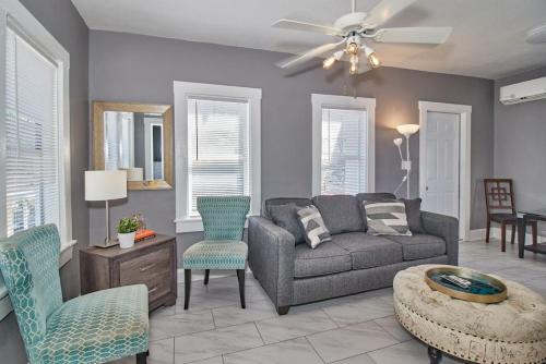 Oakford Park Casa | Gorgeous Loft Apartment Centrally Located Tampa