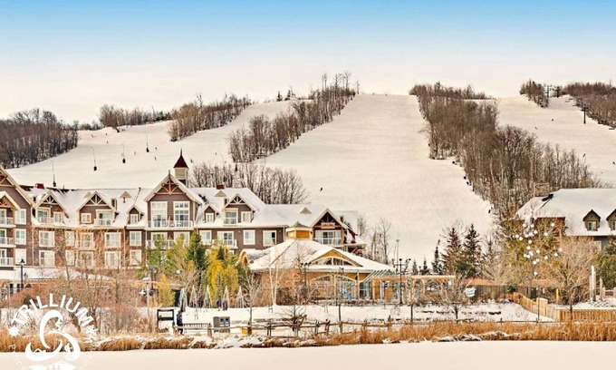 Craigleith Apartamento | Gorgeous Loft in Heart of Blue Mountain