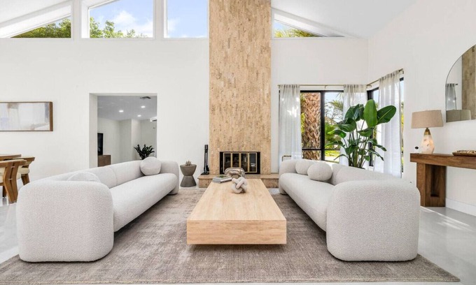 Delray Beach Apartamento | Gorgeous Modern Beach Pool House Sleeps 8 Central