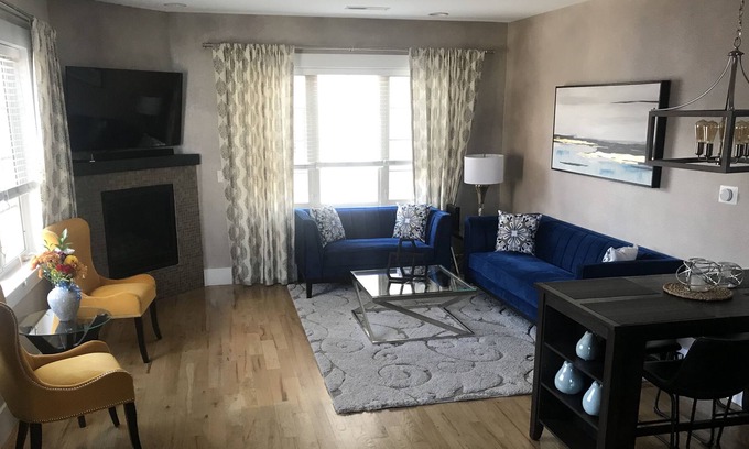 Washington Park West Casa | Gorgeous Modern Wash Park Townhouse with Rooftop Deck & Firepit