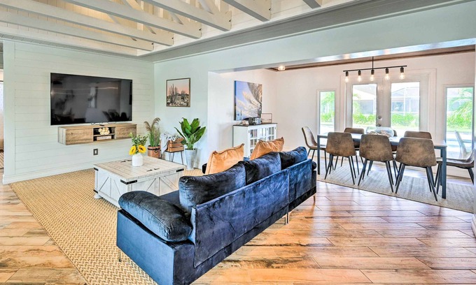 Willoughby Acres Casa | Gorgeous Naples Getaway w/ Backyard Oasis!