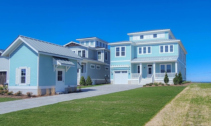 Cape Charles Casa | Gorgeous New 5 BDR, 4 BA Beach Home With Tower Outlook Suite!