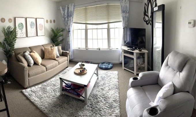 Hancock Apartamento | Gorgeous New Zen Suite Sleeps 4-Ski On Off Jiminy