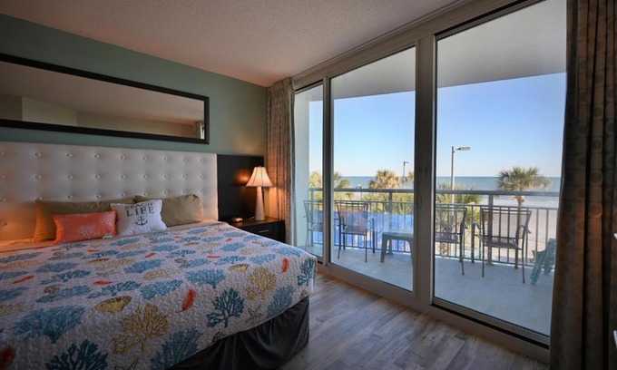 Downtown Myrtle Beach Apartamento | Gorgeous Ocean Front Condo 2bd 2 full baths, 2 balconies