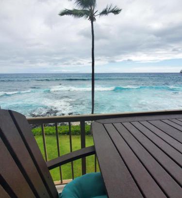 Historic Kailua Village Apartamento | Gorgeous Oceanfront Condo, Kona Reef Resort A25, 3rd Floor