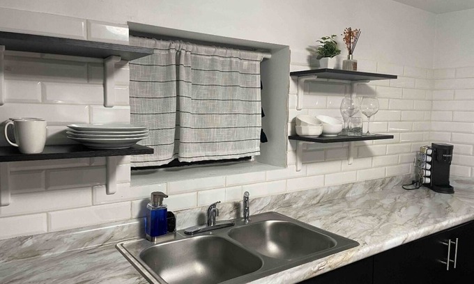 Bronzeville Apartamento | Gorgeous two Bedroom Unit-15mins to Downtown!!