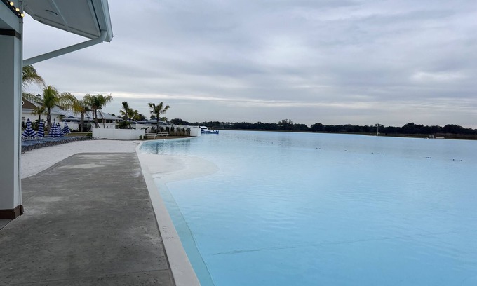 Wesley Chapel South Casa | Gorgeous Pool Home Close to Everything!