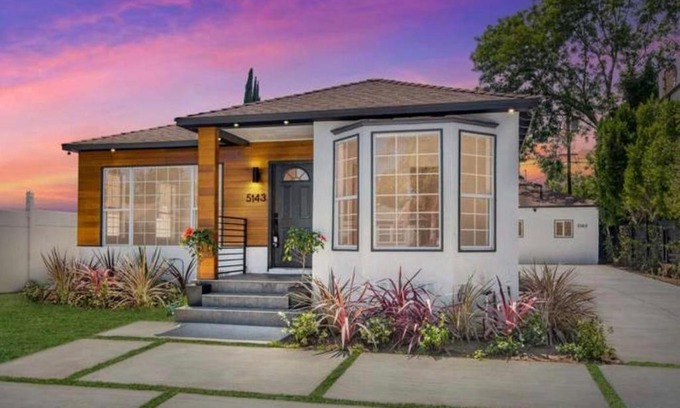 Encino Casa | Gorgeous Private Villa With Guest House