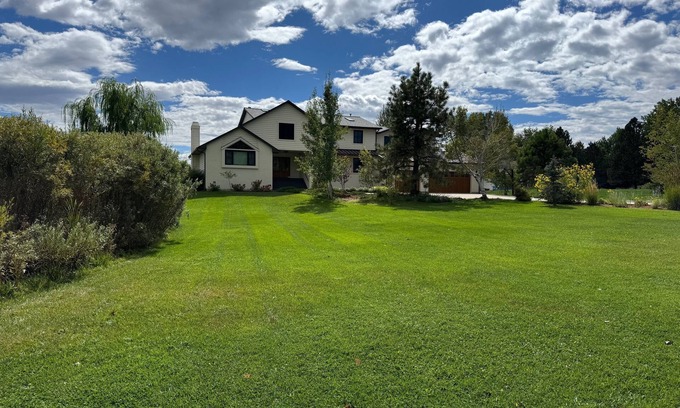 Boulder Casa | Gorgeous Rural Boulder Executive House, 2+ acres, 10 minutes to Pearl St