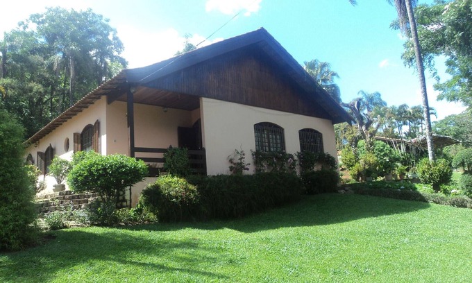 Itatiba Casa | Sitio magnífico, Ocio completa, Pista de tenis, Paisajismo, Matas, Río