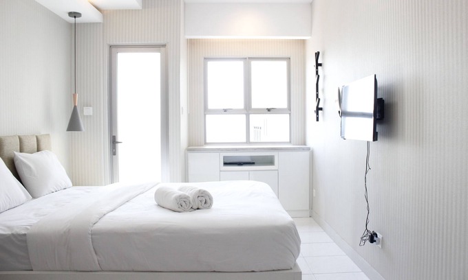 Cibaduyut Apartamento | Gorgeous Studio at Mekarwangi Square Apartment with Mountain View