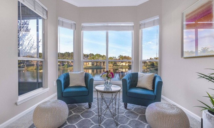 Deerwood Casa | Gorgeous Sunny Getaway Home