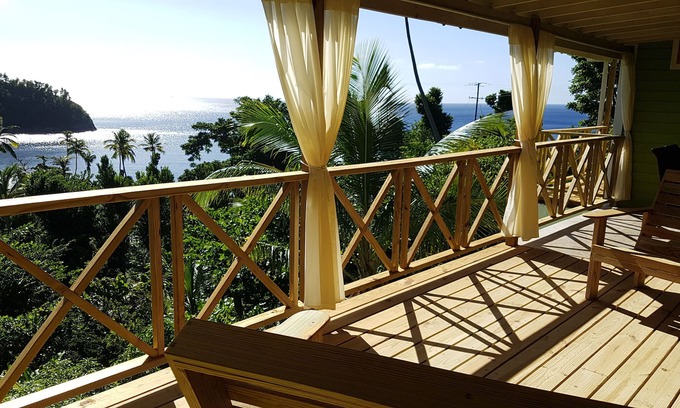 Toucari Cabaña | Hermosa casa de madera, gran jardín, a corta distancia de la playa, vista al mar