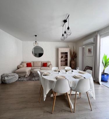 Convention Casa | Gorgeous Town House