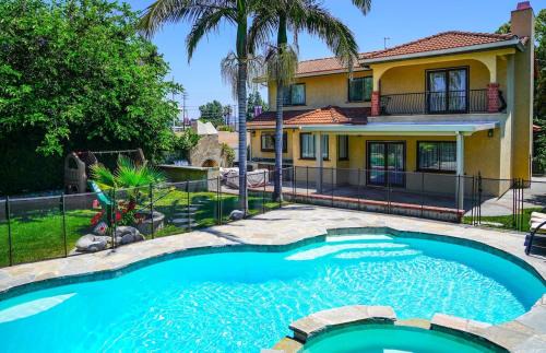 North Hollywood Casa | Gorgeous Villa with Private Heated Pool