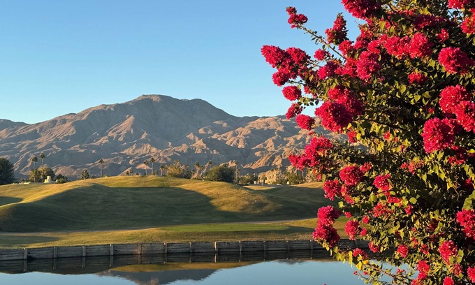 La Quinta Condominio | Gorgeously Remodeled 3 Bedroom, 3 Bath Condo With Lake Views