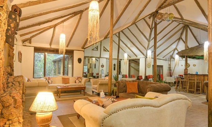 Bwindi Cabina | Gorilla Safari Lodge