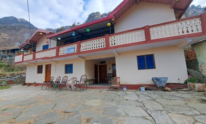 Kharsali Hotel | Goroomgo Buransh home stay Rishikesh