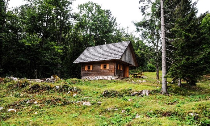 Stara Fuzina Cabina | Gorska hiška Vogar nad Bohinjskim jezerom