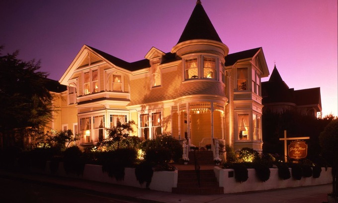 Pacific Grove Cama Y Desayuno | Gosby House Inn, A Four Sisters Inn