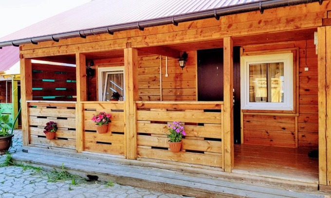 Bol'shoye Goloustnoye Casa | Gostevoi Dvor Anna