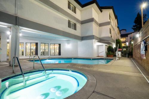 Downtown Sacramento Hotel | Governors Inn Hotel Sacramento