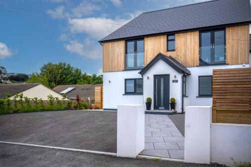 Saundersfoot Casa | Gower View - 4 Bedroom Luxurious Holiday Home - Saundersfoot