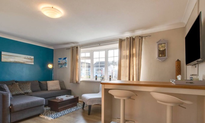 Scurlage Chalet De Esquí | Gowerhaven in the beautiful Swansea