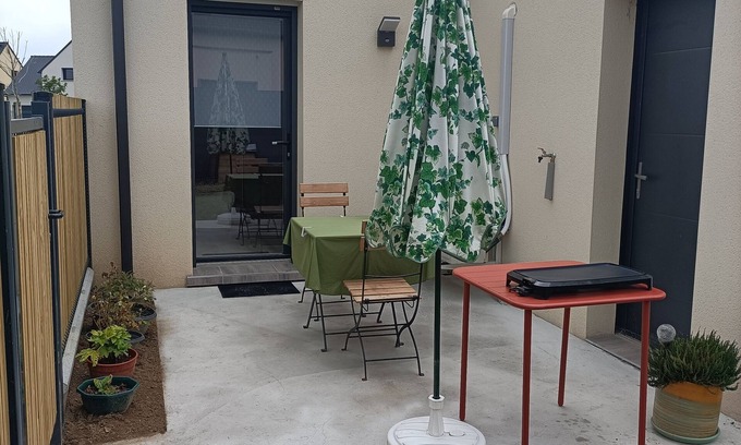 Hillion Apartamento | GR34, STUDIO "ESTRELLA", COSY LITTLE COCOON
