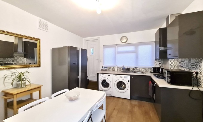 Ashford Apartamento | Grace Apartments - Living Stone 2