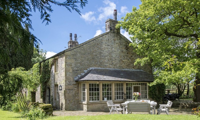 Fence Casa | Grade II listed property sitting in the Forest of Bowland