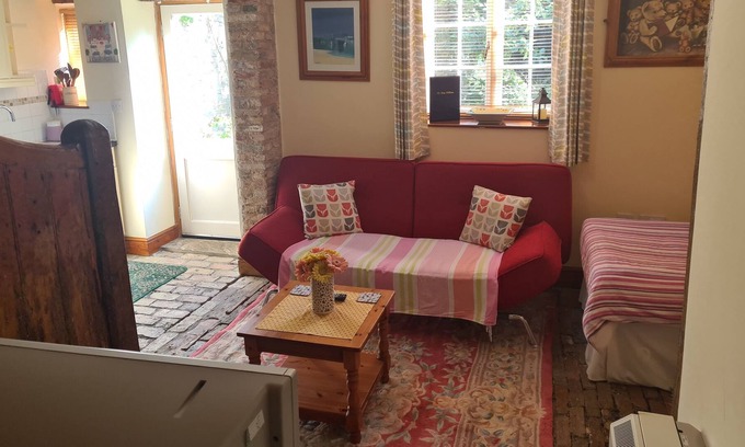 March Casa | Grade II* Listed small Barn conversion