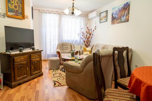Doboj Apartamento | GRADINA - Stan na dan