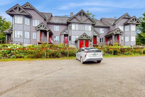 North Troy Apartamento | Grammy Jay Getaway #V363