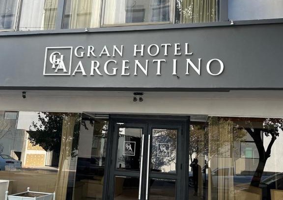 Villa Carlos Paz Hotel | Gran hotel argentino