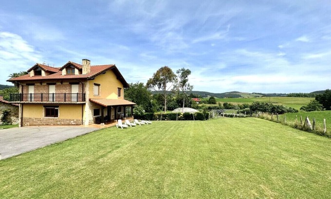 Guemes Casa | Gran villa con jardín - Villa El Quejigal 13800