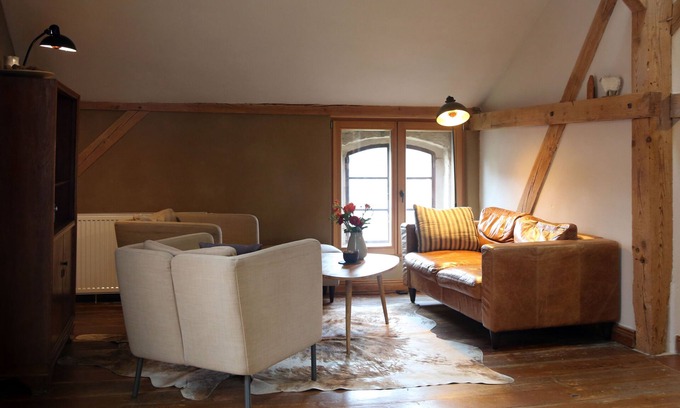 Oberhavel Apartamento | Granary holiday apartment in a renovated historic stable building