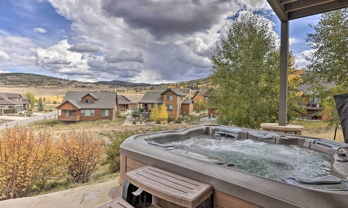Silvercreek Casa | Granby Home w / Mtn Views & Hot Tub w / Amenity Access